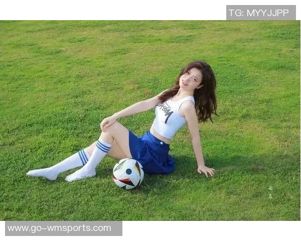 足球宝贝的定义与魅力探讨以及她们在足球文化中的独特角色